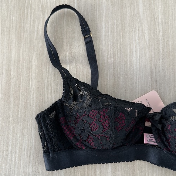 NWT Agent Provocateur Black and Red Bra 32C - Picture 3 of 3
